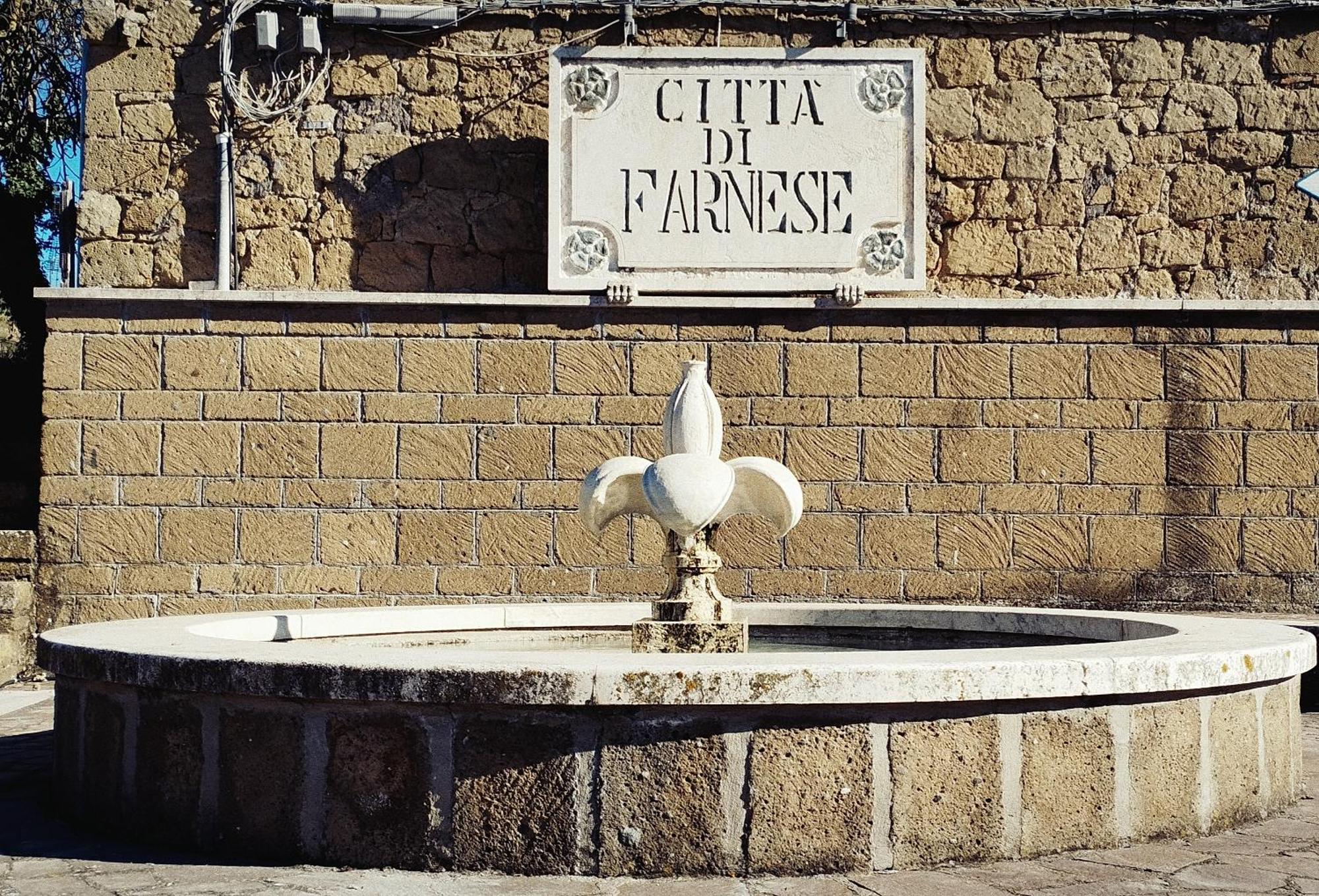 La Chascona Di Farnese Casa Di Tufo Nel Borgo Apartment ภายนอก รูปภาพ